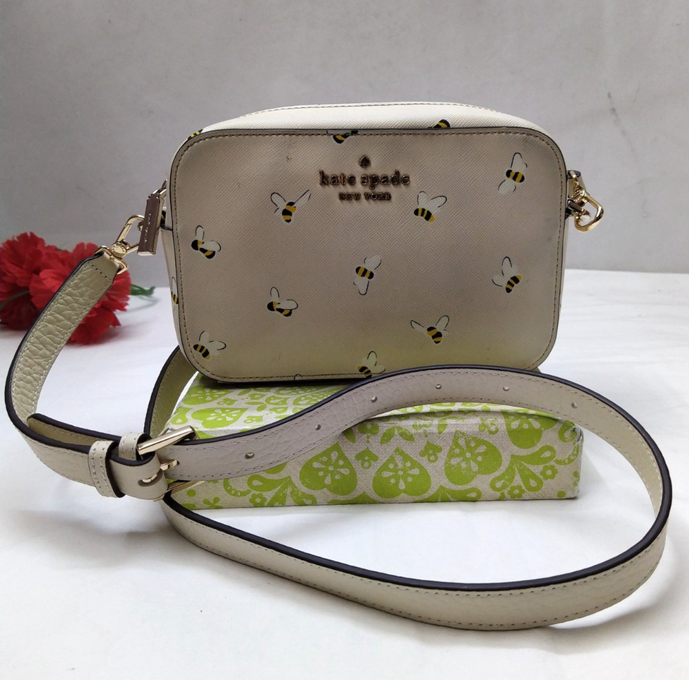 Kate Spade New York Off White Leather Bees Zipper Closure Crossbody Bag